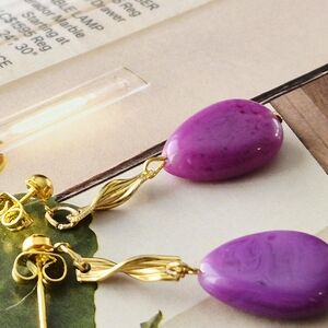 Chic Gold Tone  and Purple  Acrylic Teardrop Earrings Light Delicate New